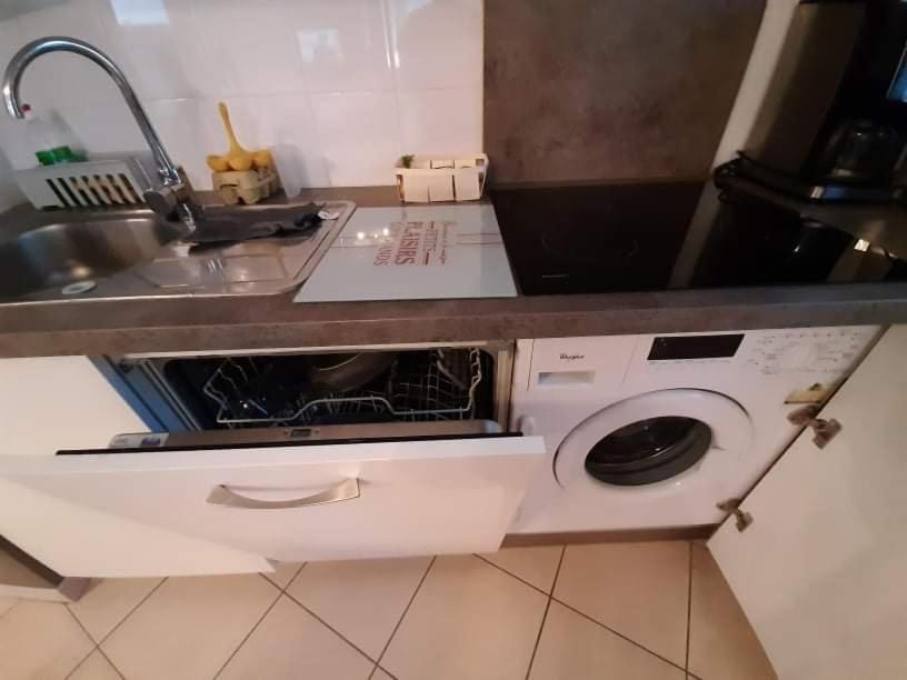 Logement Entier, Calme, Hyper Equipe サン・ローラン・ド・ラ・サランク エクステリア 写真